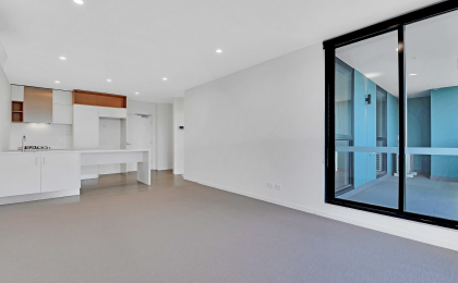 為家庭和企業提供一站式的清潔解決方案，從而創造一個更加清潔、健康的生活環境。